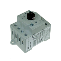 LB69-3040 IMO Base Mount Door Interlock Isolator Body, 3 Pole, 40A
